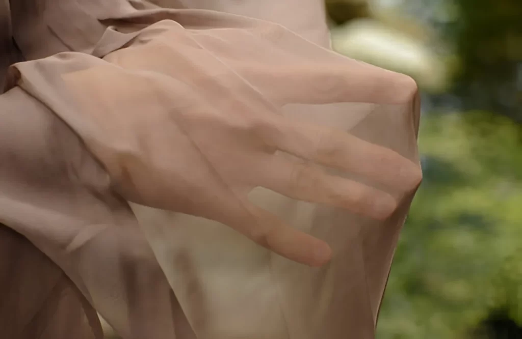 High-resolution image of Silk LQBO fabric with a smooth and glossy finish